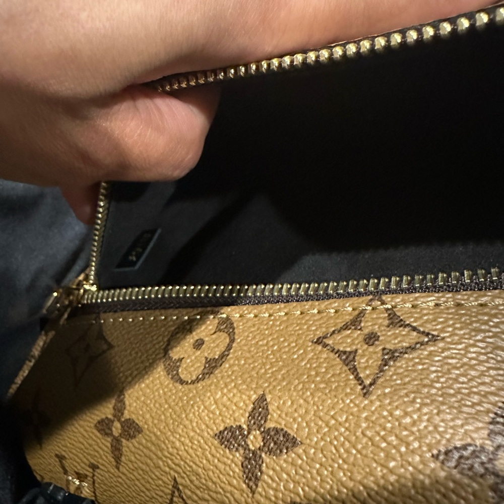Louis Vuitton Pochette Métis Monogram Reverse - Picture 10 of 10